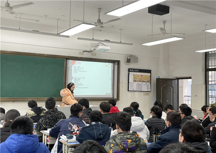 高二級(jí)部：兼聽增新知，互評(píng)促成長(zhǎng)(圖5)