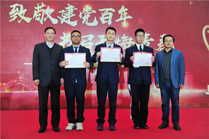 高一級部：致敬建黨百年，書寫無悔青春(圖14)