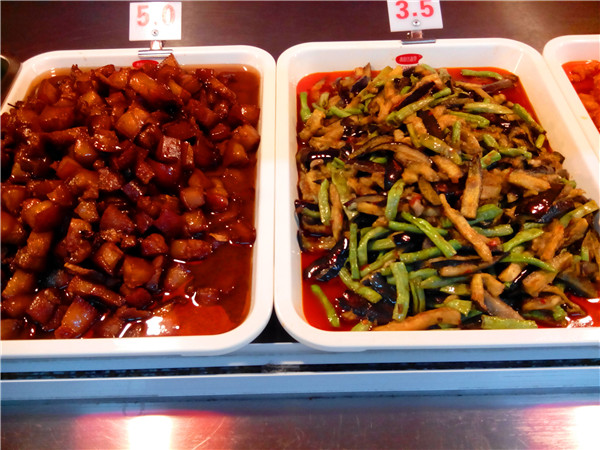 打造“陽(yáng)光廚房”，辦師生滿意食堂(圖6)