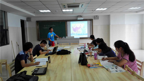 齊心協(xié)力開展校本培訓  助力青年教師專業(yè)成長(圖3)