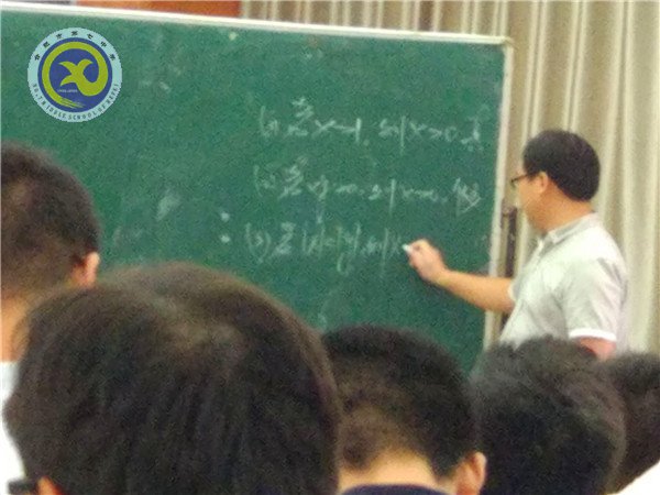 品賞名師風(fēng)采，聆聽專家指導(dǎo)(圖2)