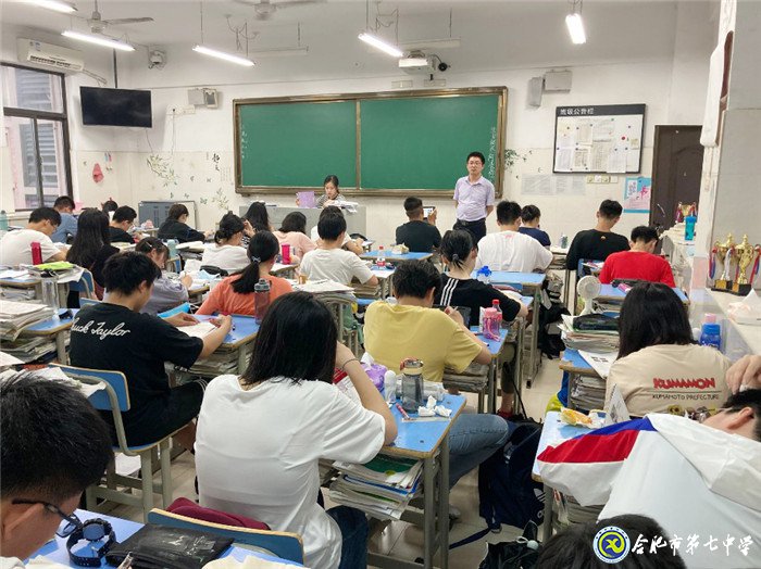 6月18日實(shí)習(xí)手記： 我們?yōu)閻鄱鴣?lái)！(圖6)