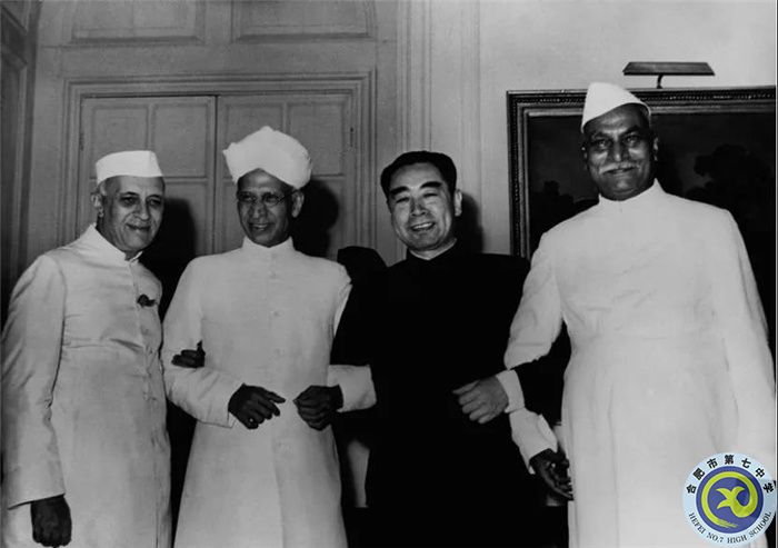 △1953年12月31日，周恩來接見印度政府代表團。.jpg