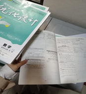 凝心聚力抓常規(guī)，嚴勤求實促成長——學生作業(yè)檢查(圖4)