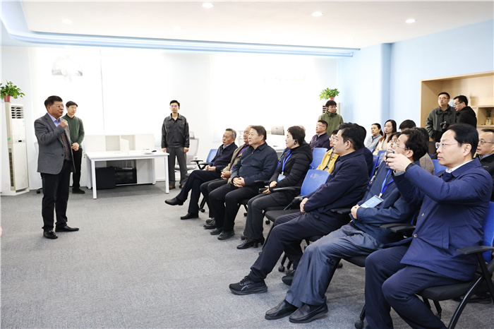 溫暖同行，守護(hù)心靈！安徽省心理健康教育現(xiàn)場(chǎng)會(huì)在合肥七中舉行！(圖10)