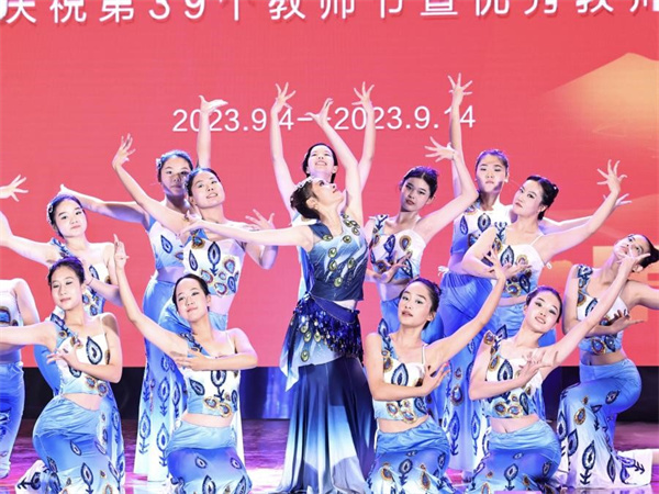 一堂好課 |選你想學(xué)，愛你所學(xué)：合肥七中的“隱藏課程”曝光！